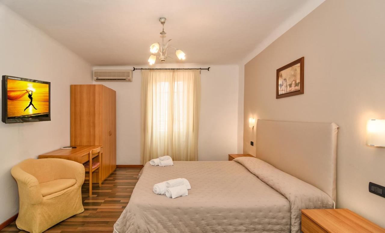 Hotel Ambra Форте-деи-Марми Экстерьер фото