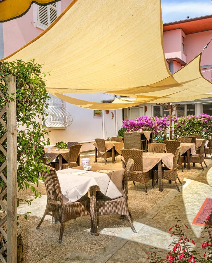 Hotel Ambra Форте-деи-Марми Экстерьер фото